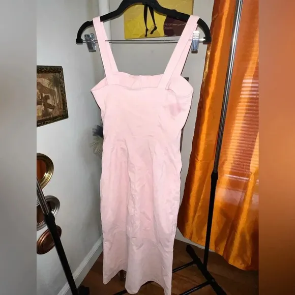 Finders Keepers Dress size 2. NWT