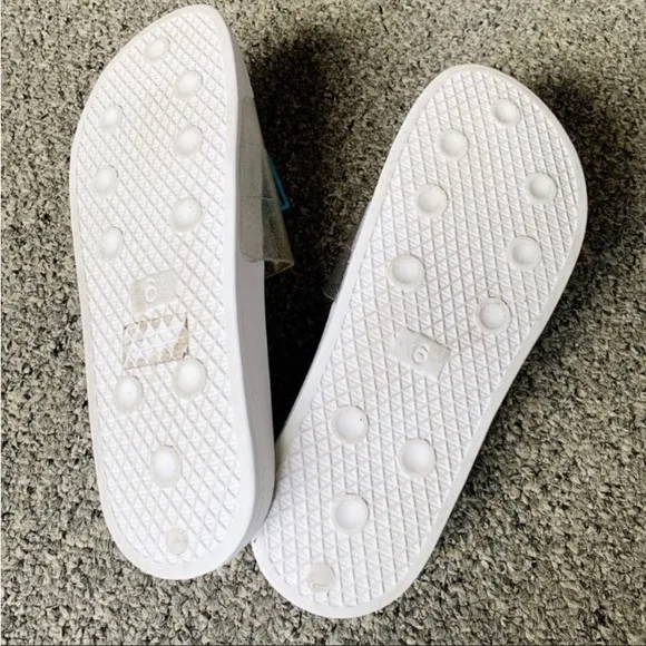 Five ⭐️- Beautiful Beach vibe clear rhinestone Water shoes kids s…