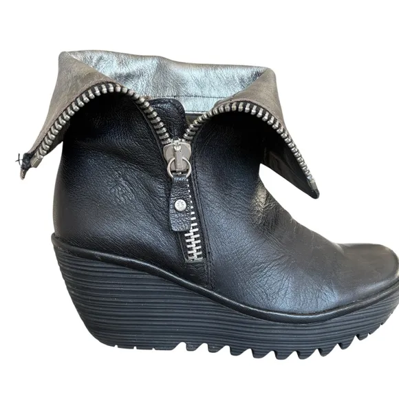 Fly London Black Silver Leather Wedge Bootie Yex668 Fold Down 37 UK/6.5 US