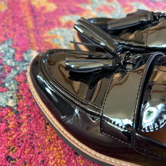 Franco Sarto | Women’s black Carolynn faux patent leather tassel toe loafers 8.5