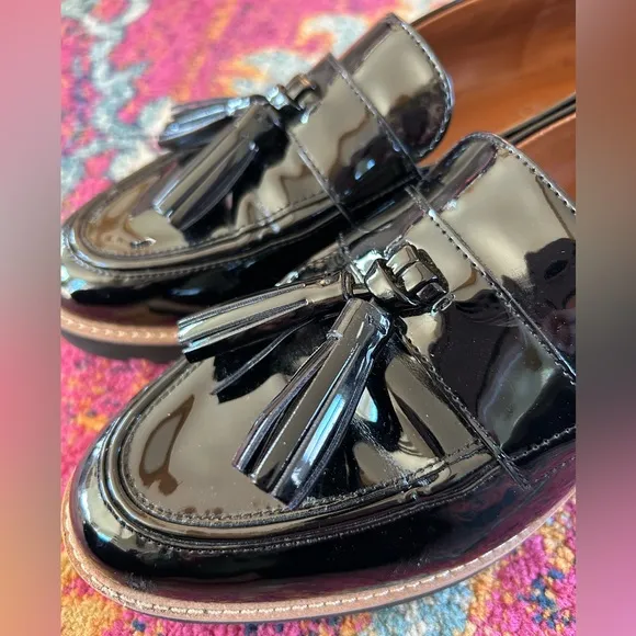 Franco Sarto | Women’s black Carolynn faux patent leather tassel toe loafers 8.5