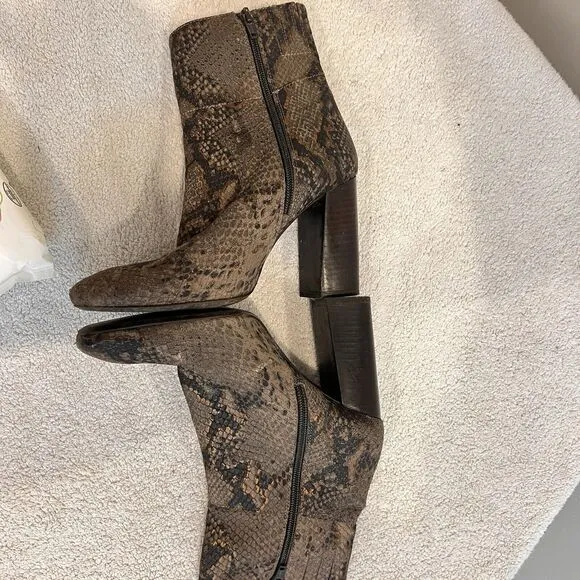 Free People Brown Leather Booties Snake Print Heels Women US 7.5 Eu 38 Boho Chic