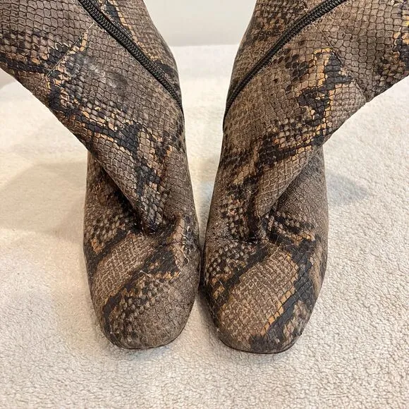 Free People Brown Leather Booties Snake Print Heels Women US 7.5 Eu 38 Boho Chic