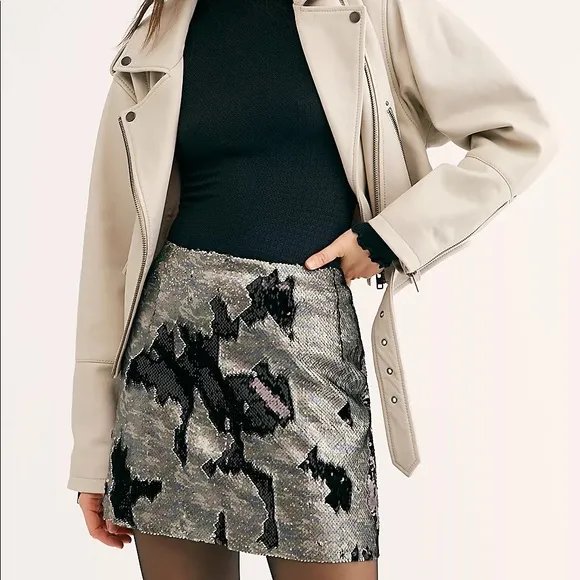 Free People FP One Camo Reversible Sequin Cocktail Mini Skirt Size 4