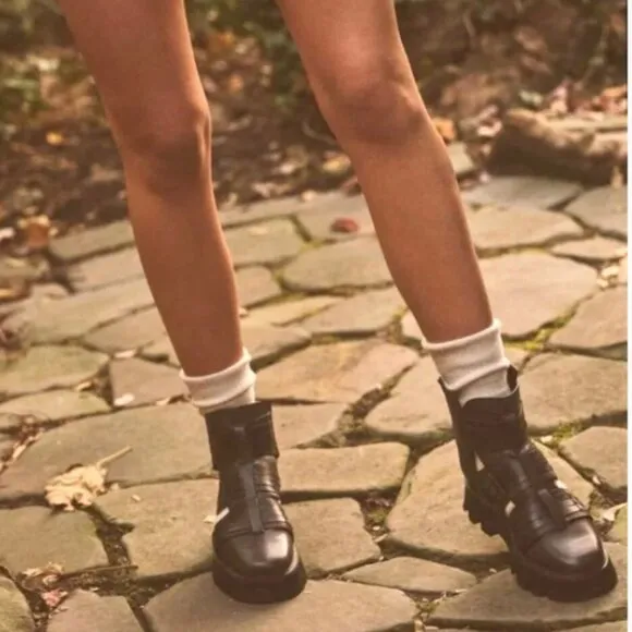 Free People Hydra Huarache Lug Boots in Black EU 38 / US 8
