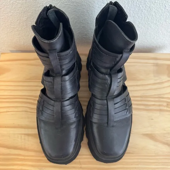 Free People Hydra Huarache Lug Boots in Black EU 38 / US 8