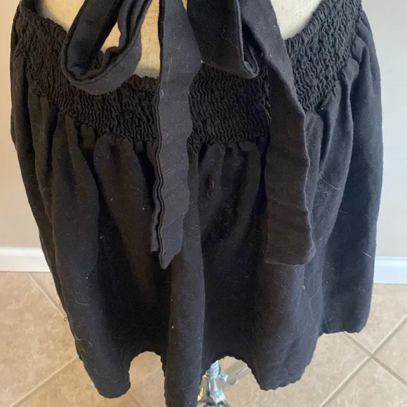 Free People linen blend beautiful ruffled back tie mini boho dress.