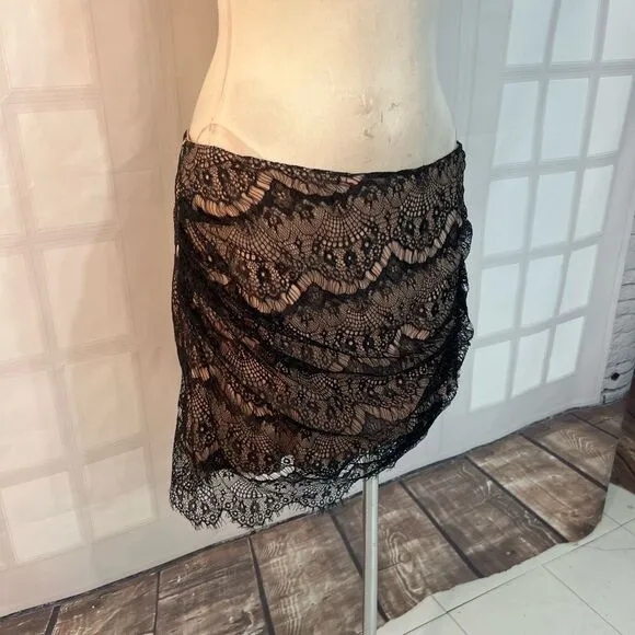 Free people NWT Zoey black lace nude lined ruched mini skirt size 12