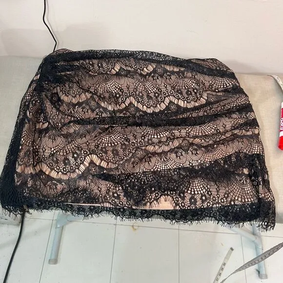 Free people NWT Zoey black lace nude lined ruched mini skirt size 12