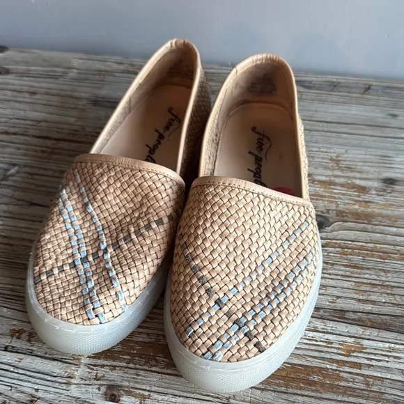 Free people Santorini Tan Woven Slip-On Shoes size 37