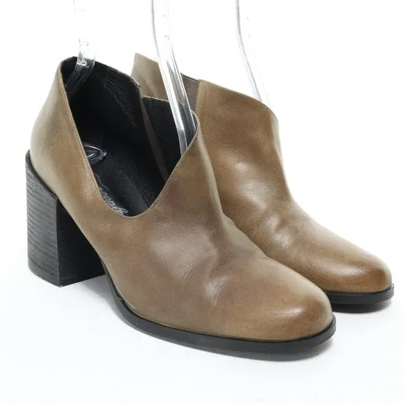 Free People Terrah Ankle Bootie Block Heel Cut Out Women EU 38 US7.5 Brown/Black