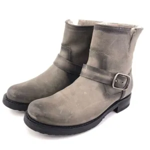 Frye Veronica Boot Color Gray like new.