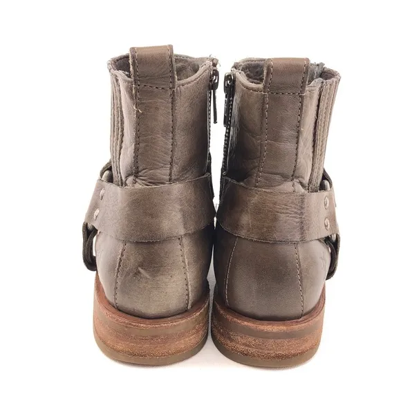 Frye Veronica Harness Chelsea Ankle Boots 7 B