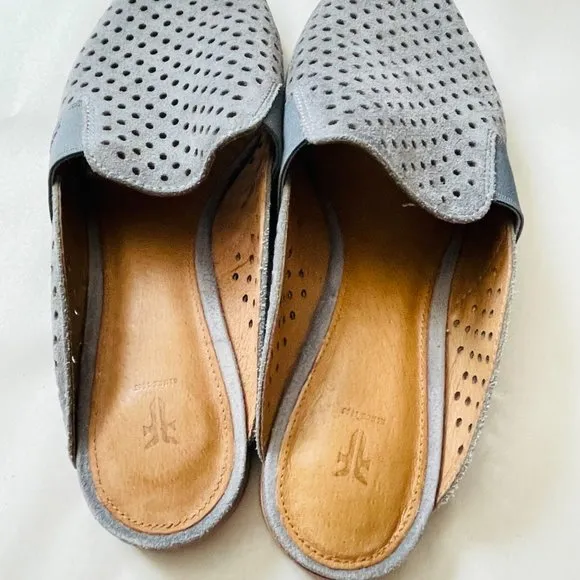 Frye Womens Grey Suede Leather Perforated Slides Mule Shoes Size 9