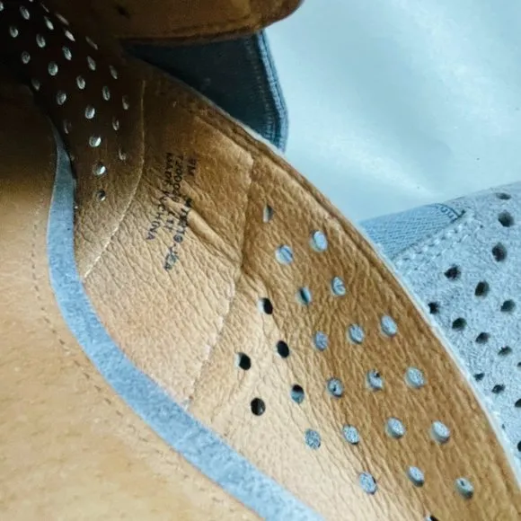 Frye Womens Grey Suede Leather Perforated Slides Mule Shoes Size 9