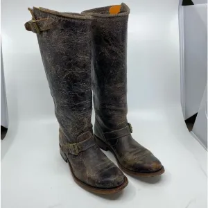 Frye Veronica  Leather Boots Color Brown Fashion Cracked Shiny Finish SZ 6