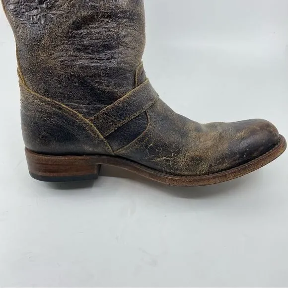 Frye Veronica  Leather Boots Color Brown Fashion Cracked Shiny Finish SZ 6