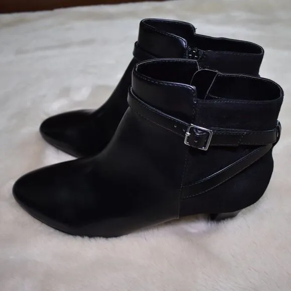 G H Bass &amp; Co. Ankle Boot Size 8.5 Black Heeled Small Heel Pointed Toe Bootie