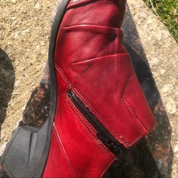 Gabor Sport Leather Ankle Trouser Boot Shoe NWOT Size 9 Red Career Hipster