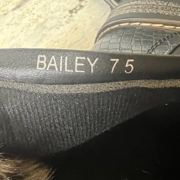 G.C. SHOES BAILEY SHERPA LINED FAUX LEATHER BOOTS BLACK NWOB WOMEN'S SIZE 7.5 NE