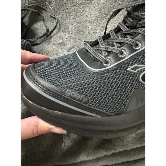 gdefy Mens Gravity Defyer shoes size 13