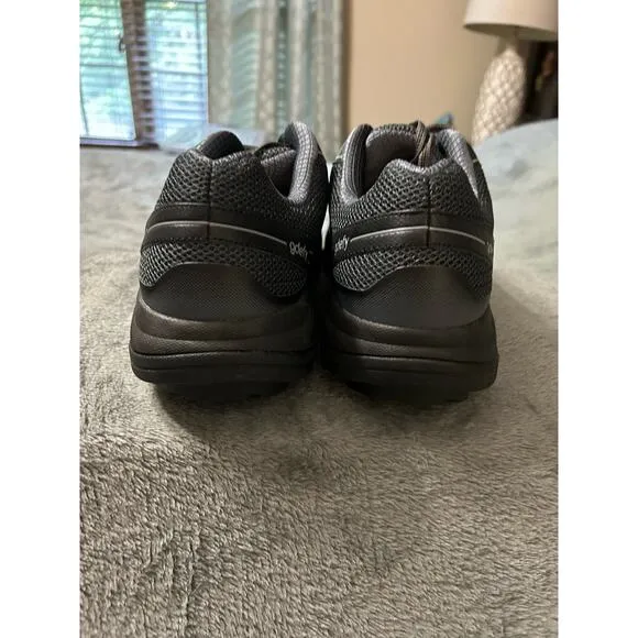 gdefy Mens Gravity Defyer shoes size 13