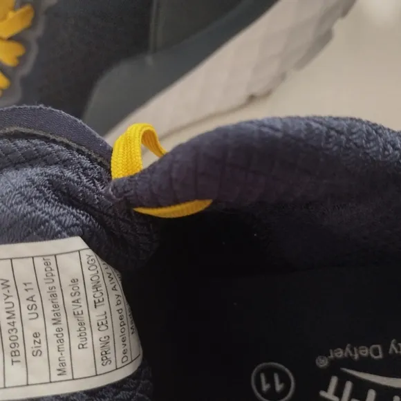 gdefyXLRB Mens Shoes - Navy and Yellow