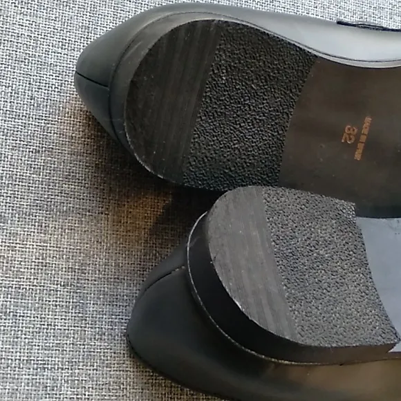Geppetto's charcoal grey loafers with hunter green fur eu size 32