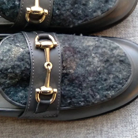 Geppetto's charcoal grey loafers with hunter green fur eu size 32