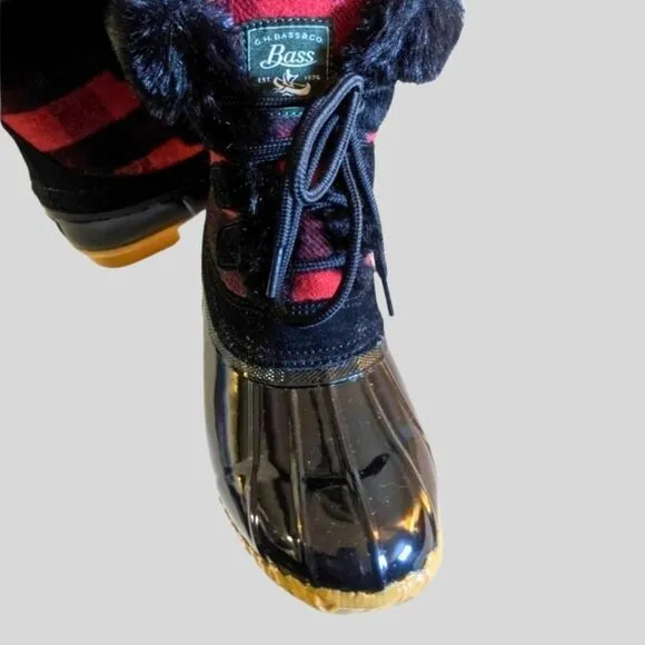 G.H. Bass Women’s Duck Boots Size 6M Red Plaid Fur Waterproof Winter Snow