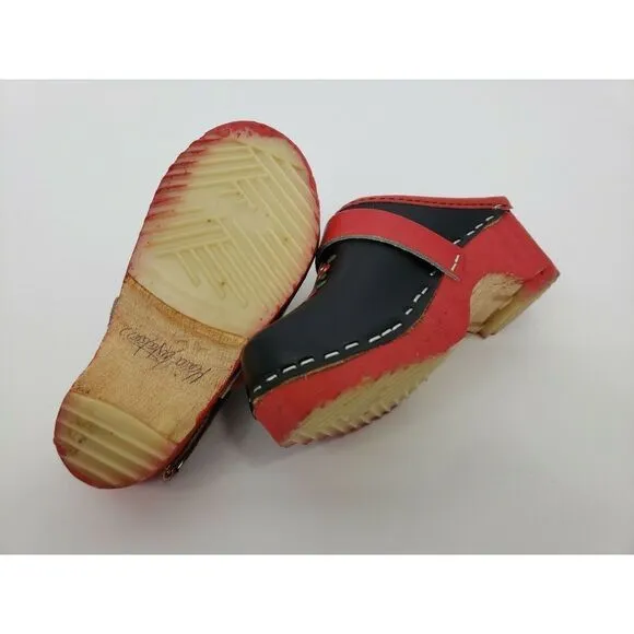 Girl Akta Svensk Tratoffel Hand Painted Clog Shoes