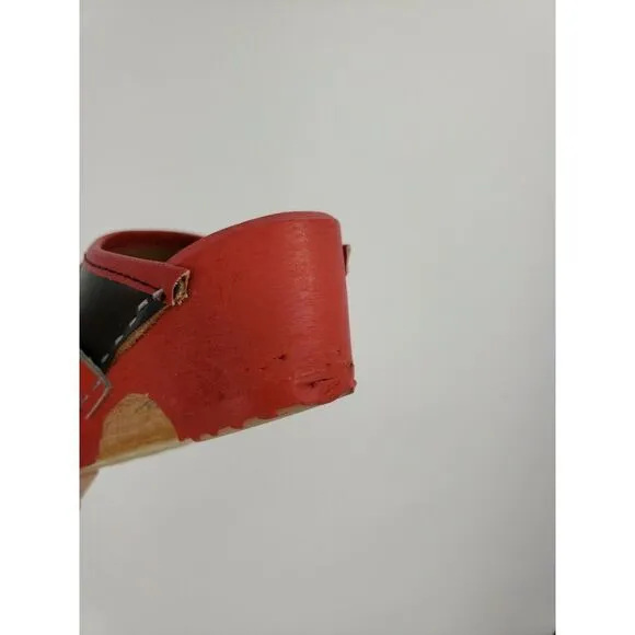 Girl Akta Svensk Tratoffel Hand Painted Clog Shoes