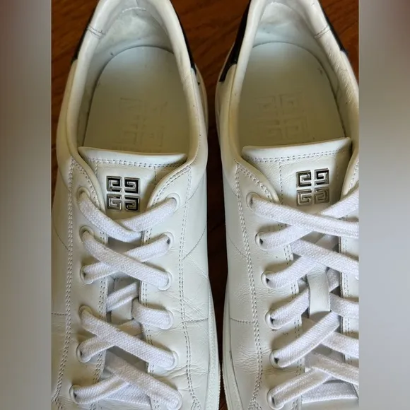 Givenchy  leather White and black City Sneakers‎ Men’s size 44