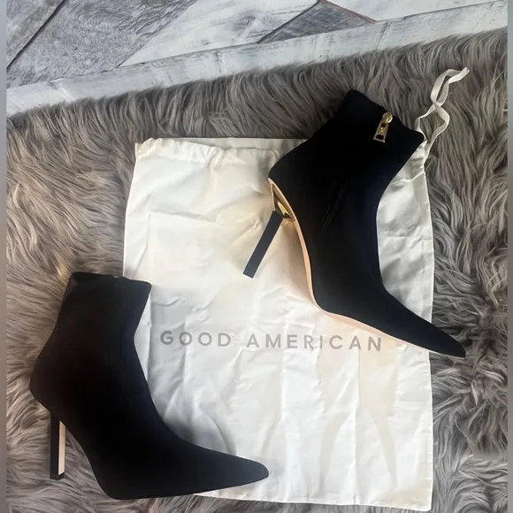 GOOD AMERICAN NWOB NEOPRENE KICKSTAND BOOTIE BLACK