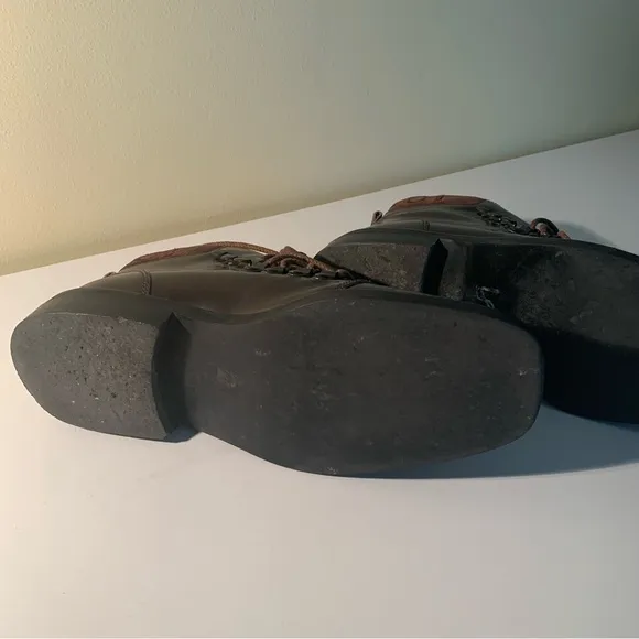 Gucci hiking boot size 6.5