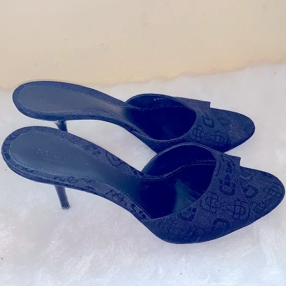 Gucci - T. Morsetto Jacquard Mules- Kitten Heels Black Designer Coquette 37 1/2