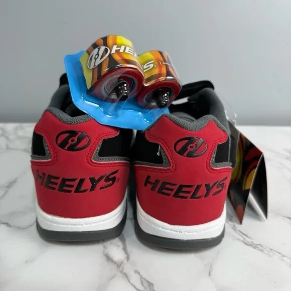 Heelys Youth Sneakers Skates sz 5 Big Kids Propel NEW # K369