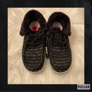 Hey Dude Britt Boucle Shoes - NWT - Size 6