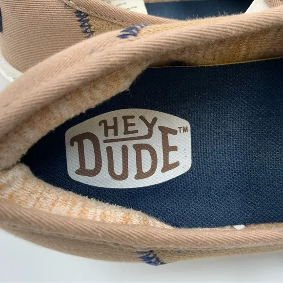 Hey Dude Men's Sunapee Sport Mesh Tan Slip-On Shoes. Men’s Size 9.