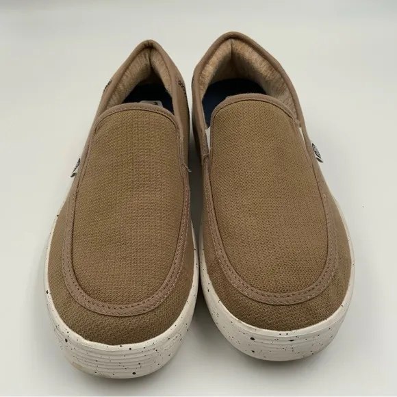 Hey Dude Men's Sunapee Sport Mesh Tan Slip-On Shoes. Men’s Size 9.