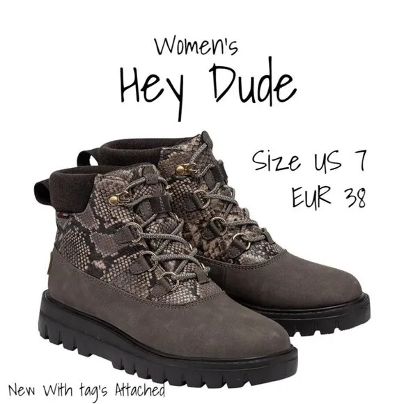 Hey Dude Tonya Eco Shield Womens Boots Shoes Booties Size 7 US Camo Snake New