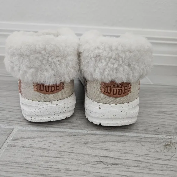 Hey Dude Warm Casual Boots Faux Shearling Interior NWT