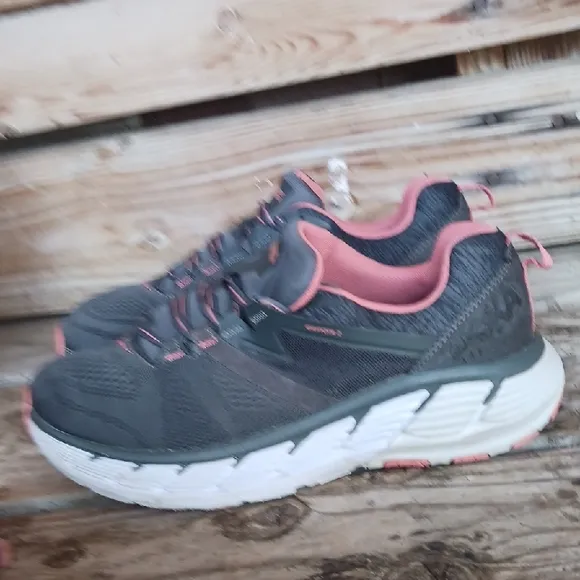 Hoka Gaviota 2 Gray and Pink Athletic Shoes with Breathable Mesh