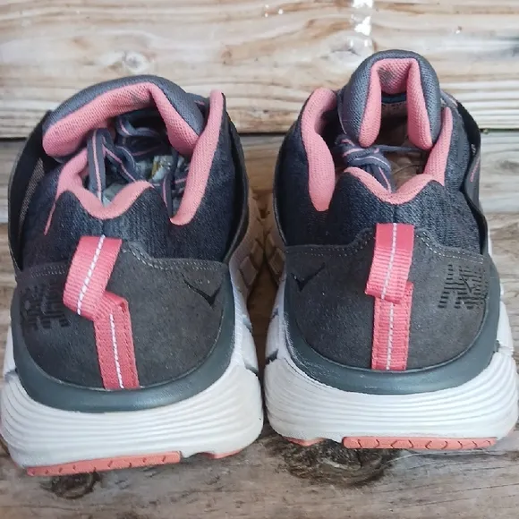 Hoka Gaviota 2 Gray and Pink Athletic Shoes with Breathable Mesh