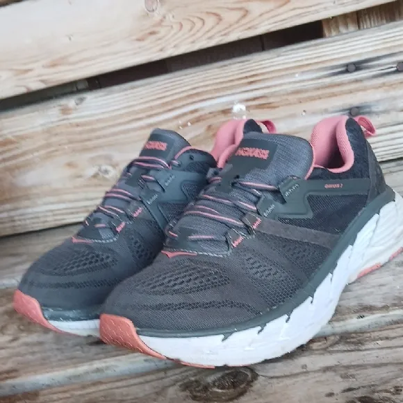 Hoka Gaviota 2 Gray and Pink Athletic Shoes with Breathable Mesh