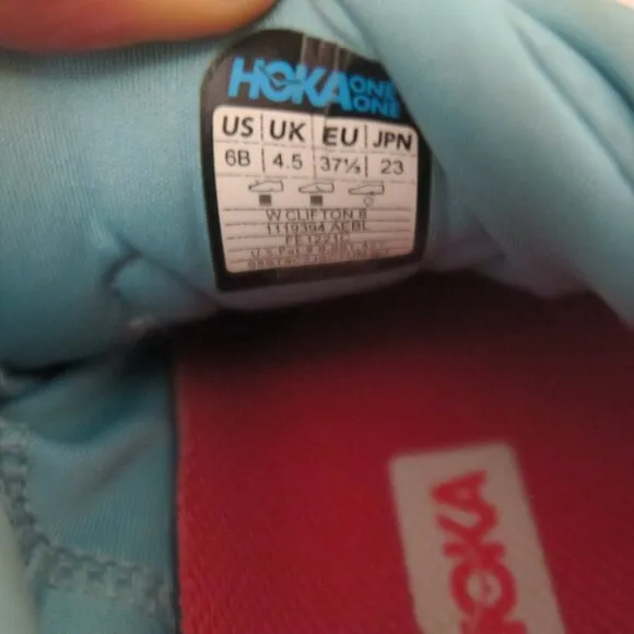 Hoka One One Clifton 8 Aquarelle Women’s Size 6 B (1119394 AEBL) Running Shoes