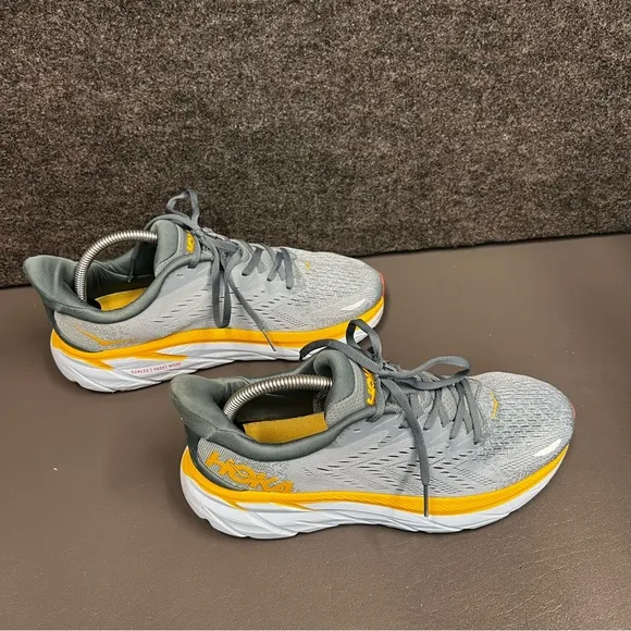 HOKA ONE ONE Clifton 8 Mens Running Shoes Size 8.5