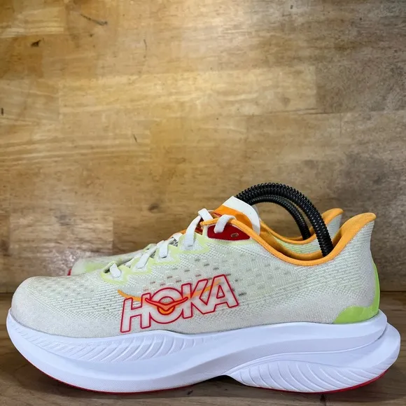 Hoka One One Mach 6 Womens Size 9.5 (B) Running Shoes Sneakers White Lettuce