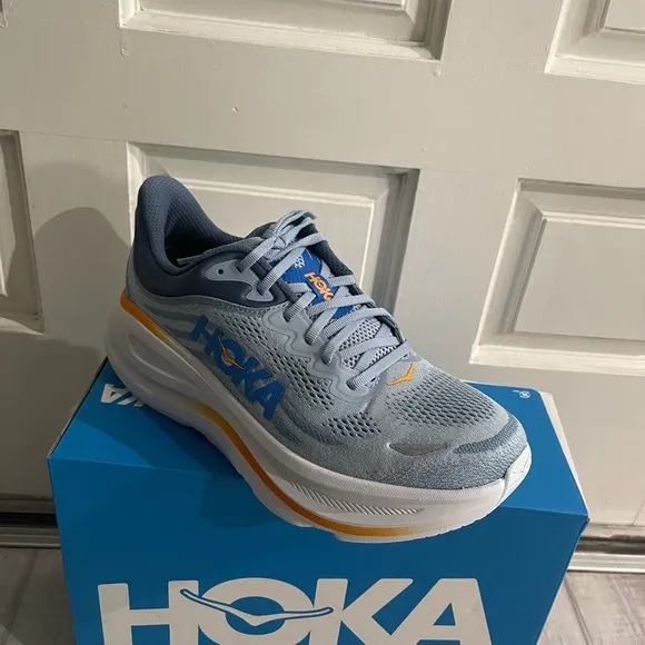 Hoka one one Man’s Bondi 9 walking running shoes