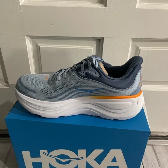 Hoka one one Man’s Bondi 9 walking running shoes